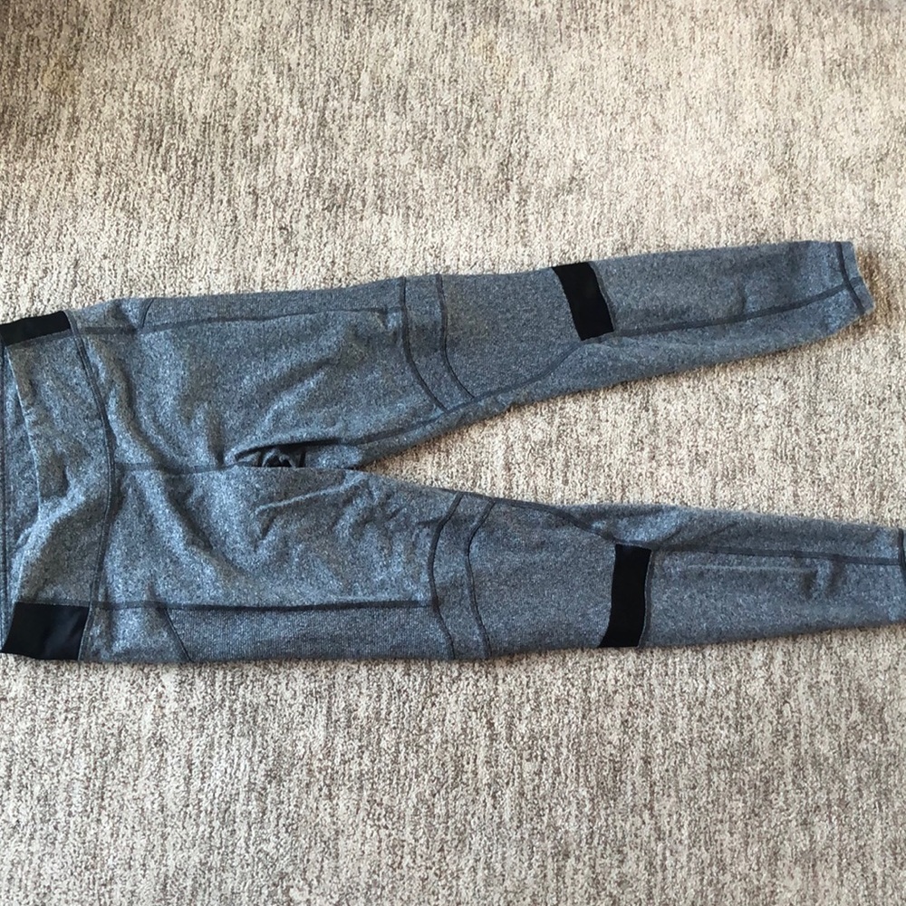 lululemon gray leggings! size 6!